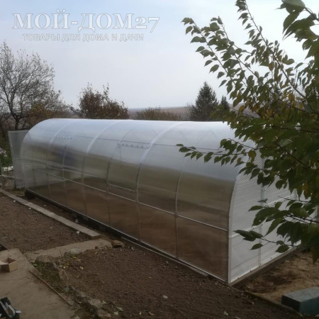 Теплица Трубная 2,5х8 метров с поликарбонатом | Мой-Дом27 | Каркас изготовлен из оцинкованной замкнутой трубы 20*20 мм.<br>
 <b>Ширина - 2,5 метра.</b> Высота - 2,15 метра. Длина - 8 метров.<br>
 Выдерживаемая снеговая нагрузка - 100 кг/м2. Выдерживаемая ветровая нагрузка - до 22 м/с. <br>
 Расстояние между дугами 1 метр. <b>Толщина металла дуг 1,2 мм.</b> Ширина двери 0,96 метра.<br>